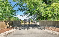 27725 Royal, Eugene, OR 97402