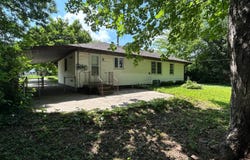 13 Lambert Drive, Mt. Carmel, IL 62863