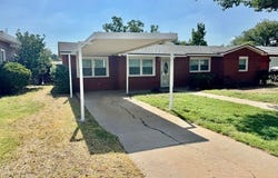 305 SW 15th St, Seminole, TX 79360