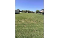 1912 Bayview Dr, Palacios, TX 77465