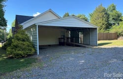 172 Jesse King Road, Advance, NC 27006