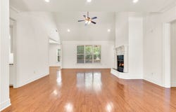 5104 S Sloan Circle, Rogers, AR 72758