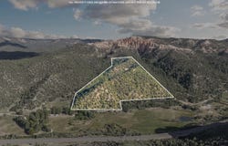 E Pink Cliffs Rd, Glendale, UT 84729