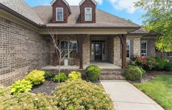 3292 Sunburst Drive, Bowling Green, KY 42101