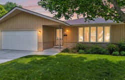 3801 S 14th St, Sheboygan, WI 53081