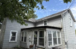 620 W Ringold Street, FREEPORT, IL 61032