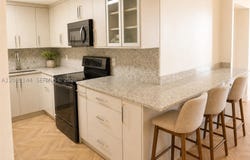 2500 Parkview Dr, Hallandale Beach, FL 33009