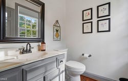 108 Palace Green, Cary, NC 27518