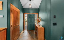 1516 N Maynard Ln, Sioux Falls, SD 57110