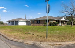 727 Partridge Lane, Eagle Lake, TX 77434