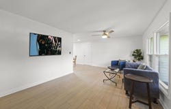 574 Cheyenne Trail, Carol Stream, IL 60188
