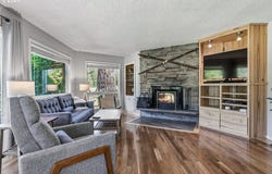 68553 E FAIRWAY ESTATES Rd, Welches, OR 97067