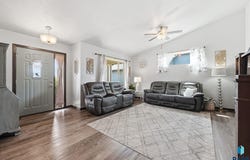 39 N 6th St, Baltic, SD 57003