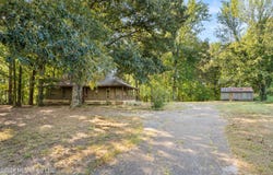 465 Liles Road, Holly Springs, MS 38635