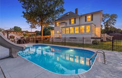 601 NE Douglas Street, Lee's Summit, MO 64063