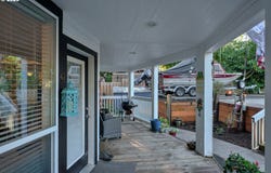 89555 SHORE CREST Dr, Florence, OR 97439