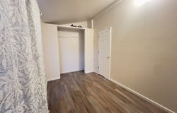 1094 Testa Drive, Justice, IL 60458