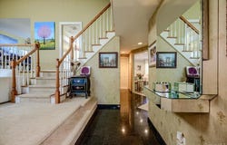 6 Geoffrey Lane, Hewlett, NY 11557