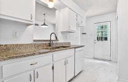 2081 ROSE GARDEN Cv, Memphis, TN 38133
