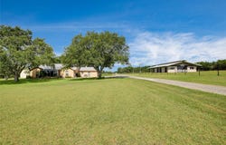 1700 Plum Ln, Brenham, TX 77833