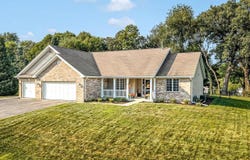 6783 N Summit Drive, BYRON, IL 61010