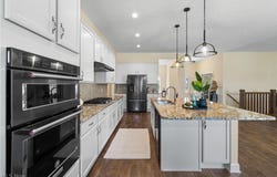 535 E Caston Road, Green, OH 44685