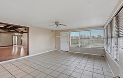 1102 W Brown St, Alpine, TX 79830
