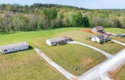156 Falls View Road, Sparta, TN 38583