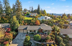 3674 Burning Tree Dr S, Salem, OR 97302