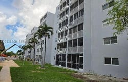 500 NE 12th Ave, Hallandale Beach, FL 33009