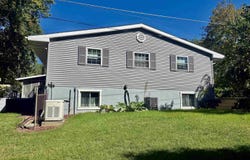 135 Fox Place, St Louis, MI 48880