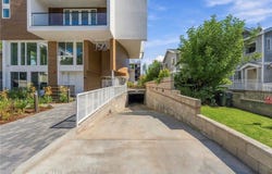 176 N Catalina Ave, Pasadena, CA 91106