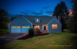 2 Barnes Drive, Stratham, NH 03885