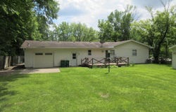119 Thomas Hill Road, Jackson, MN 56143