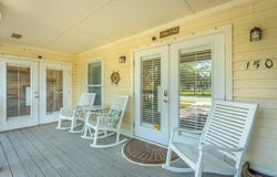150 S Bay Shore Dr, Eastpoint, FL 32328