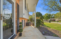 6333 Greenway Dr, Roanoke, VA 24019
