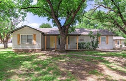 102 S 2nd Street, Clyde, TX 79510