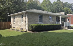 5440 Southview Dr, Louisville, KY 40214