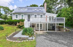 35 Pinecrest Avenue, Mashpee, MA 02649