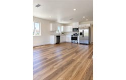 1040 El Camino, Costa Mesa, CA 92626
