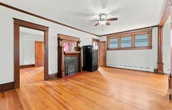 304 N Main Street, Columbia City, IN 46725-1741