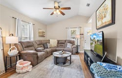 308 SW 2ND Avenue, CHIEFLAND, FL 32626