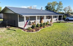 223 Jones Ave, Hines, OR 97738