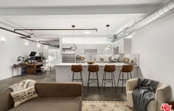 1046 Princeton Dr, Marina Del Rey, CA 90292