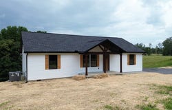 7208 Carthage Rd, Pleasant Shade, TN 37145