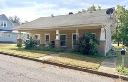 708 Worcester Street, West Plains, MO 65775