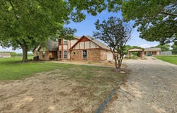 11303 Southwind Place, Krum, TX 76249
