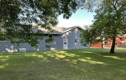 808 5th Ave SW, Rugby, ND 58368