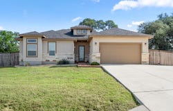 128 Hiram Cook, Blanco, TX 78606