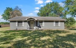 1374 Saffles Road, Robinson, TX 76706